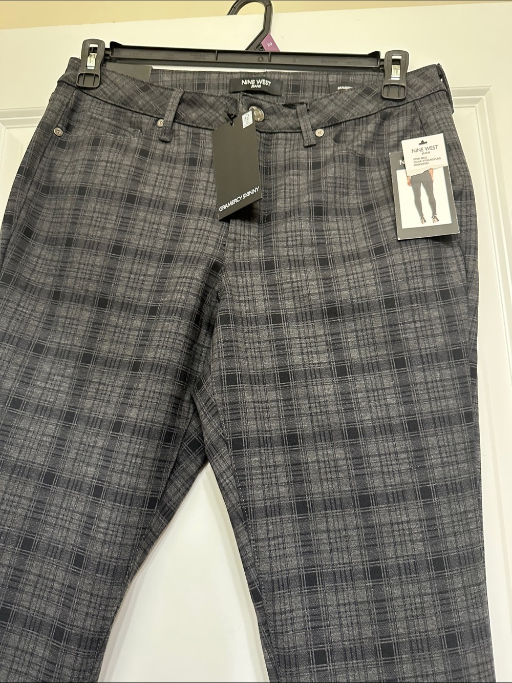 Nine West Women’s Gramercy Skinny Plaid Slim Fit Jeans - Size 10 - Picture 4 of 7
